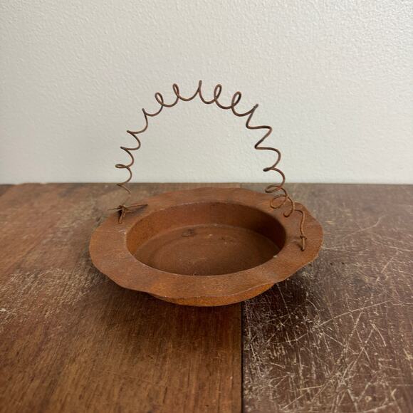 Primitive Style Rusty Metal Star Twisted Handle Candle Potpourri Holder - Picture 2 of 6